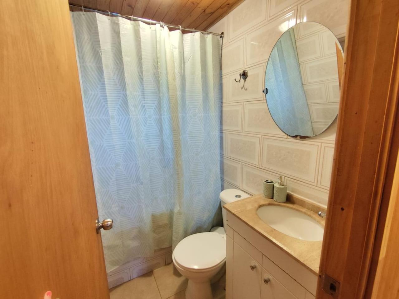 Cabanas Ayalen Con Vista Al Lago Pucón Pokój zdjęcie